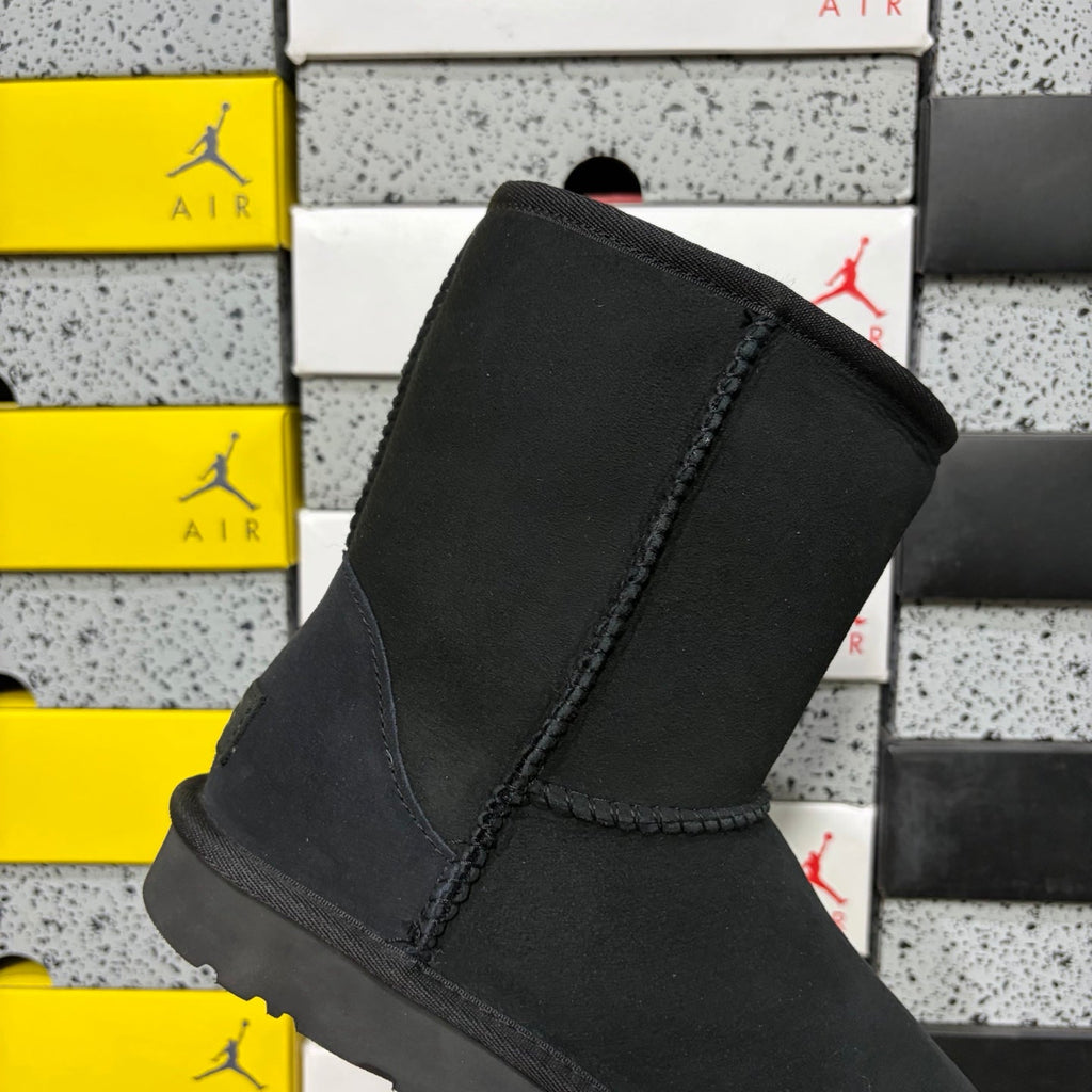 UGG Kallen Lace Classic Short Boot – Suede Boot with Shearling Lining, Tonal Back Seam & All-Black Classic Sole in Black