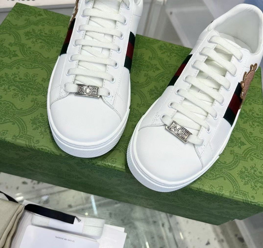 Gucci Green and Red Stripe Low-Top Sneakers - White Sole