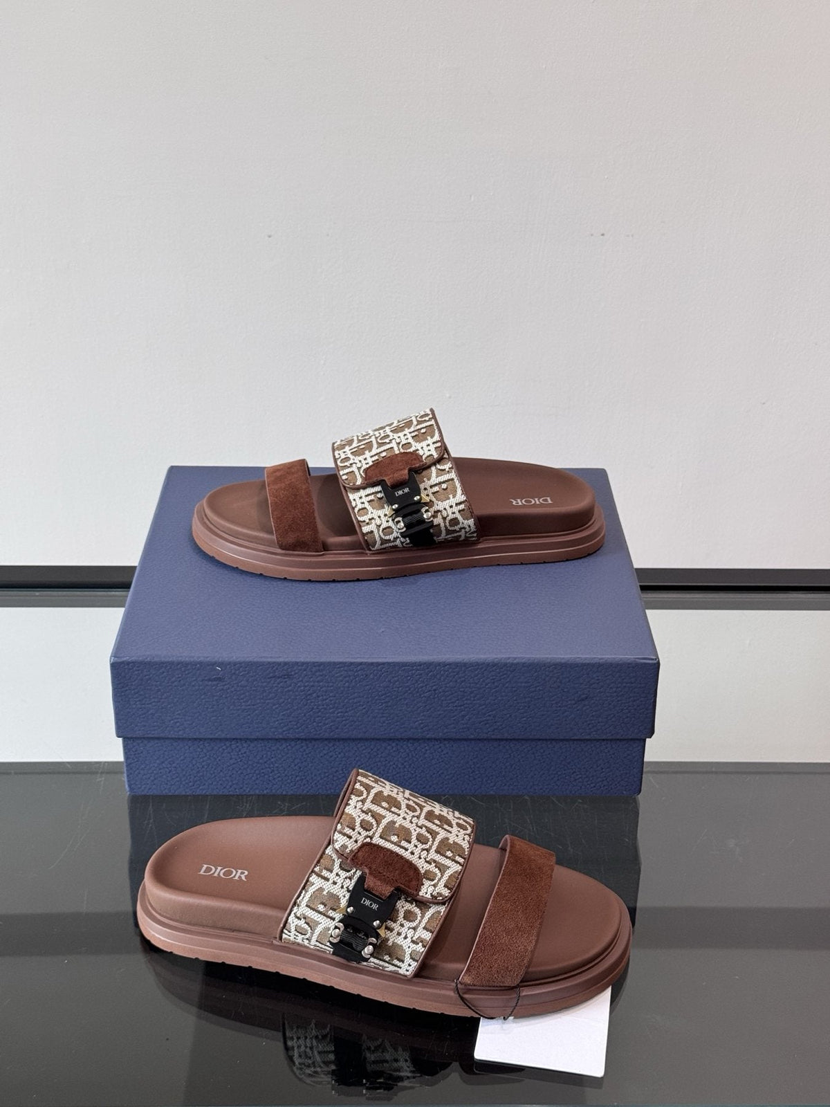 Dior Men's Patterned Strap Slide Sandals - Grooved Outsole