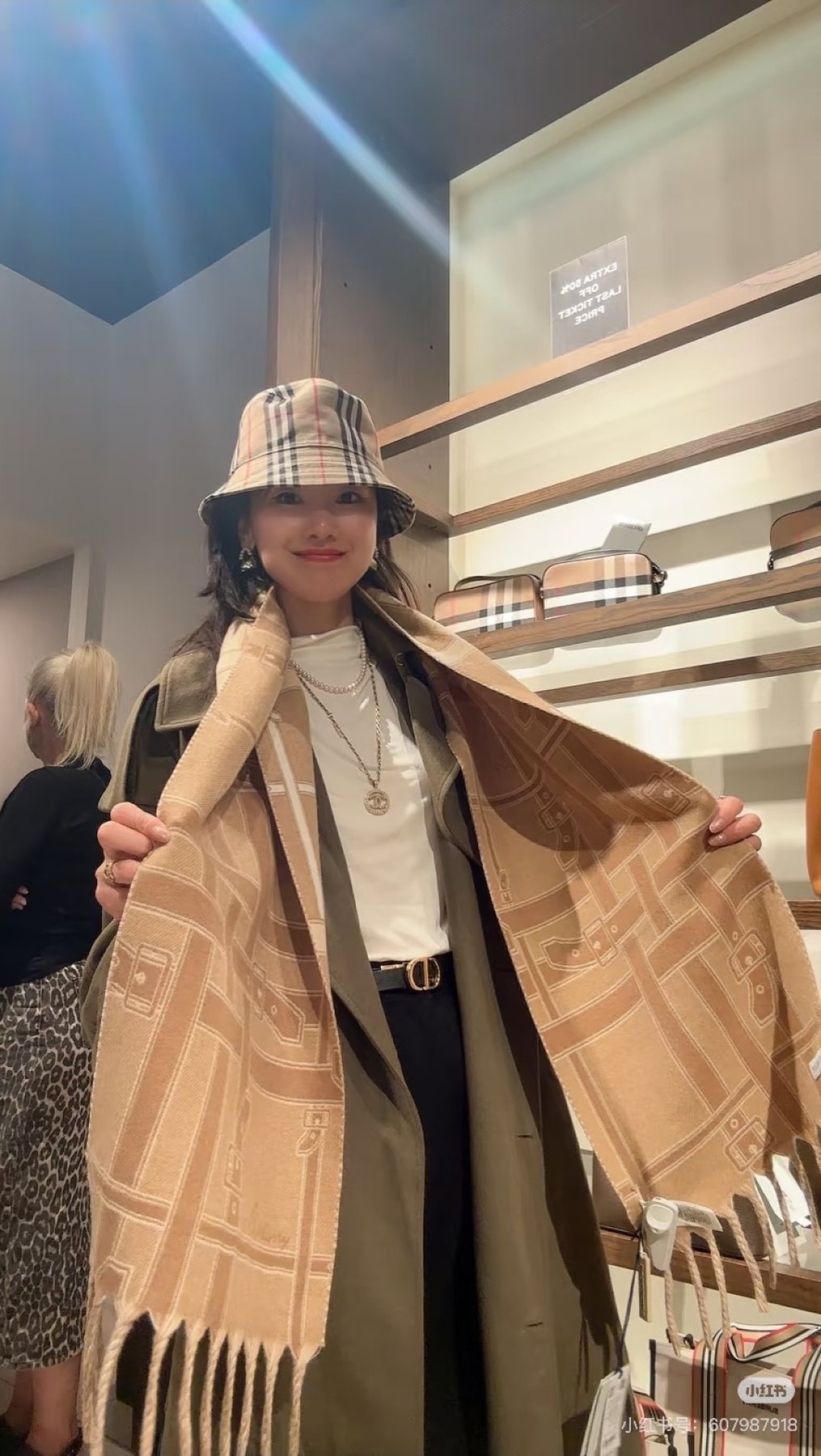 Burberry Reversible Cashmere Fringe Scarf